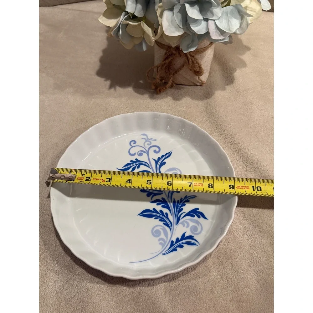 Ceramic‎ Tart Dish White Blue Floral Fluted Quiche Pie Baker 9.5 Inch Round